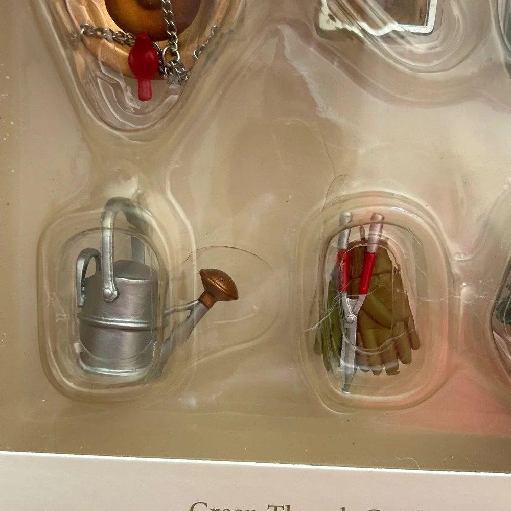 Hallmark Keepsake Green Thumb Gardening 6 Miniature Ornaments Metal 2007 QXM8137